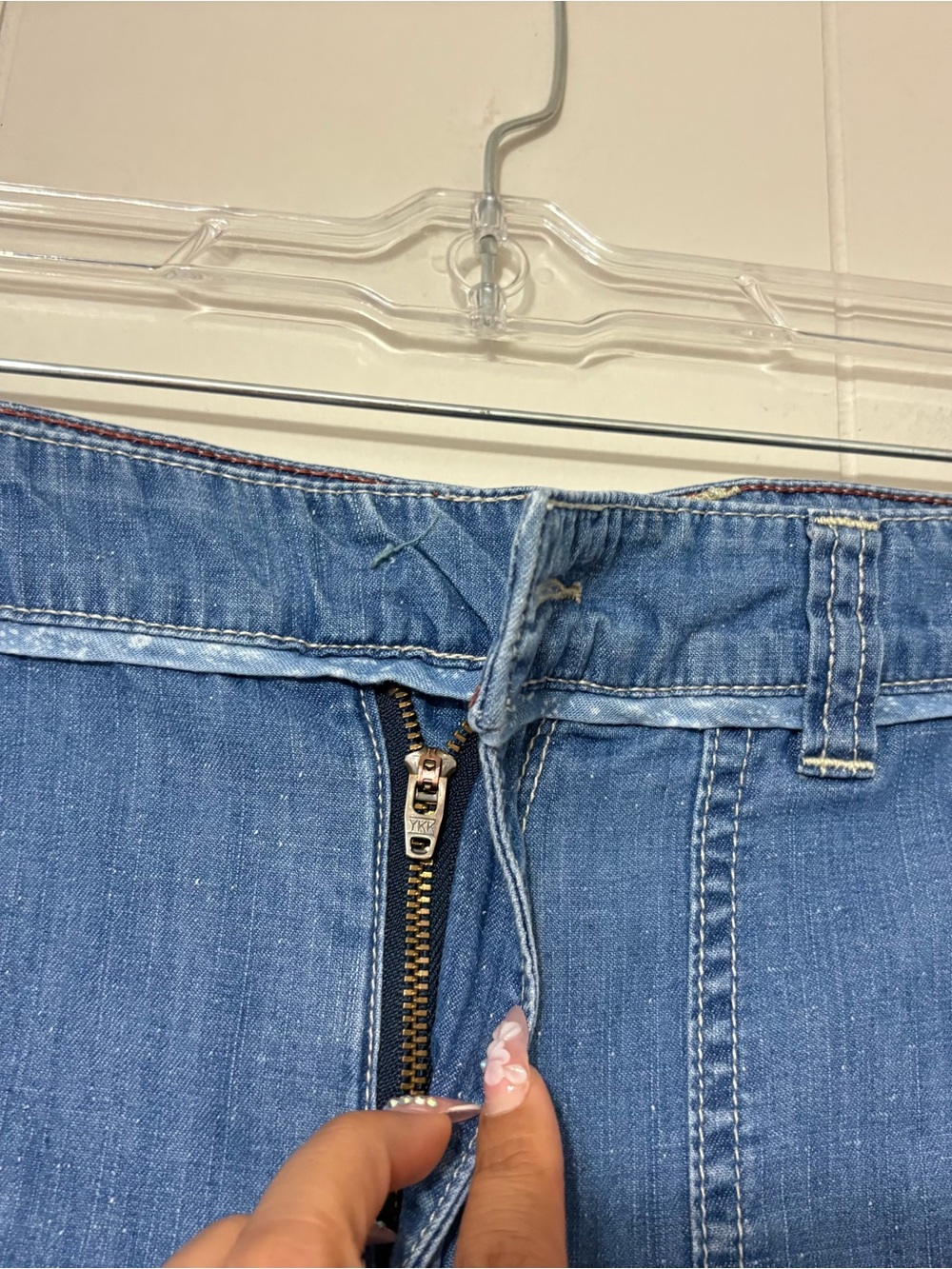 Pilcro Anthropologie Wide Leg Chambray Jeans Patch Pocket Blue Size 10 - Picture 4 of 11
